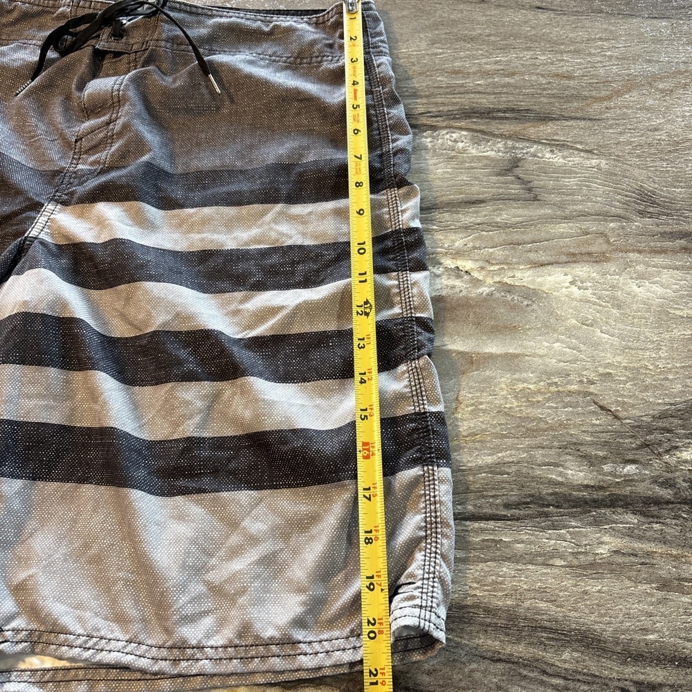 O'Neill Board Shorts Mens Medium Gray Stripe Surf Swim Trunks Quick Dry Pocket38 - Picture 4 of 8